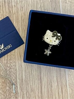 Swarovski Sanrio Hello Kitty Rockstar Ring ⭐️